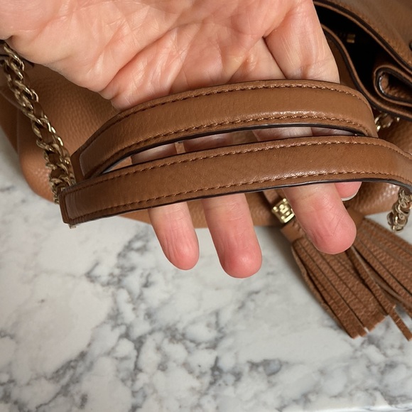 Tory Burch Slouchy Thea Chain Tote - Picture 3 of 16